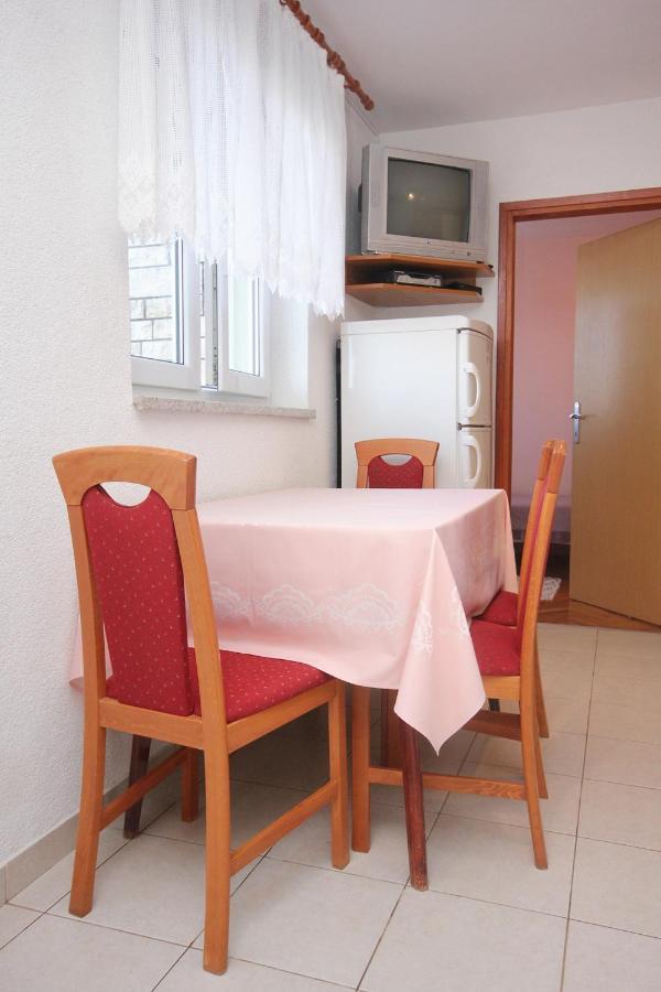 Apartments With A Parking Space Pag - 9388 Pag Town Luaran gambar