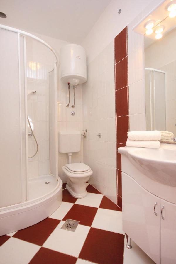 Apartments With A Parking Space Pag - 9388 Pag Town Luaran gambar